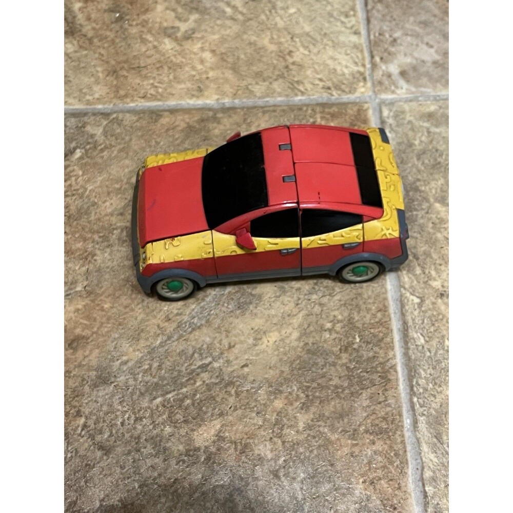 Bandai 2003 DC Comics Transforming Red & Yellow Car Action Figure Vehicle